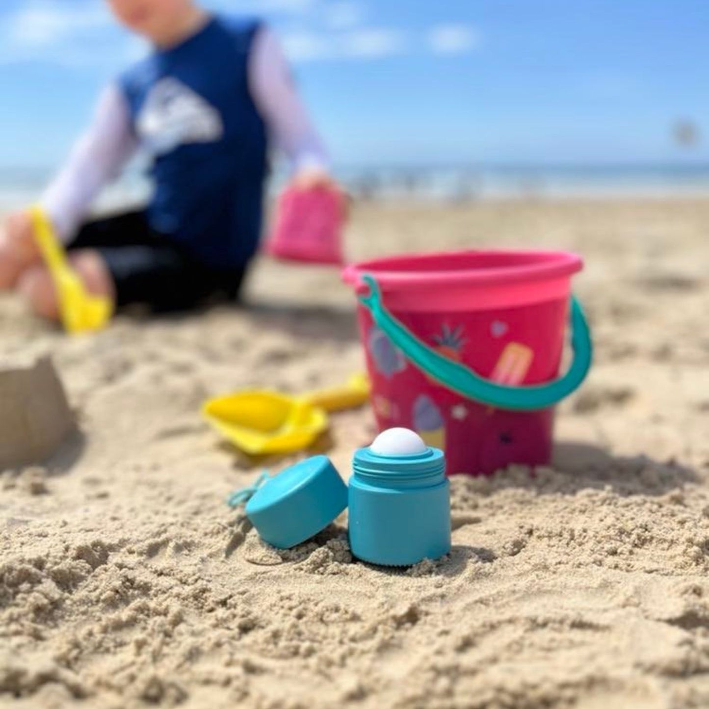 Refillable Sunscreen Applicator Sky Blue