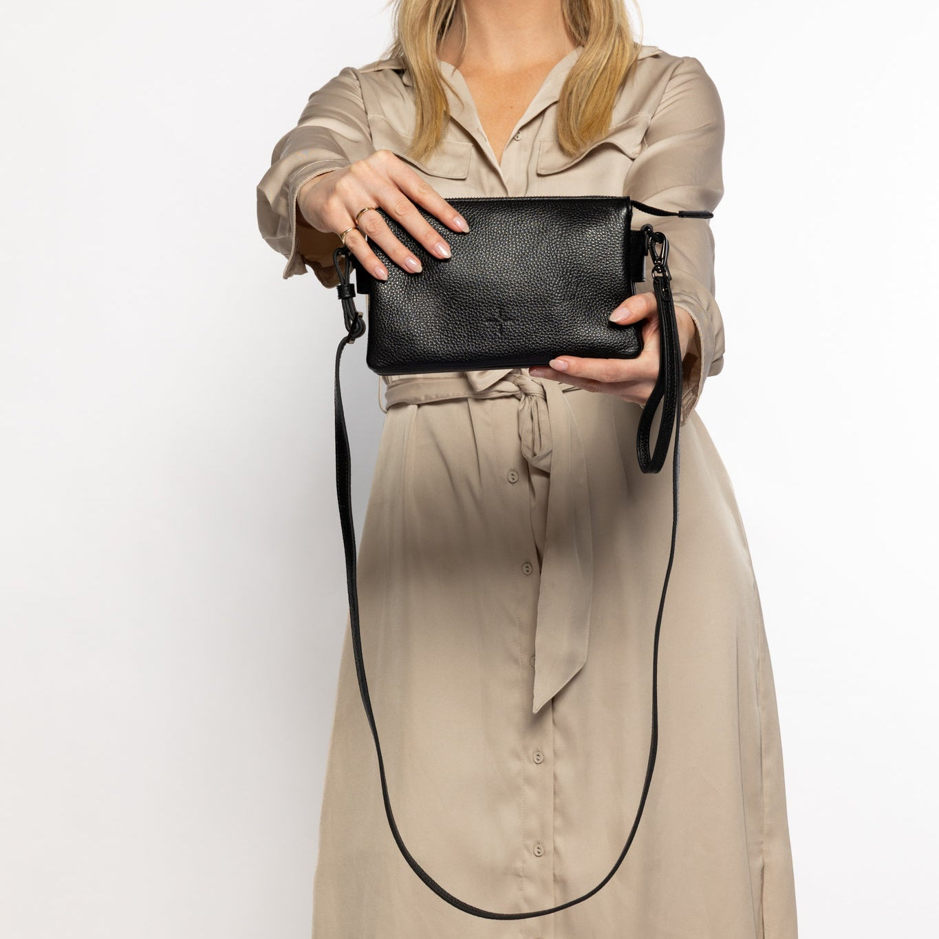 Helena Crossbody Pebbled Black