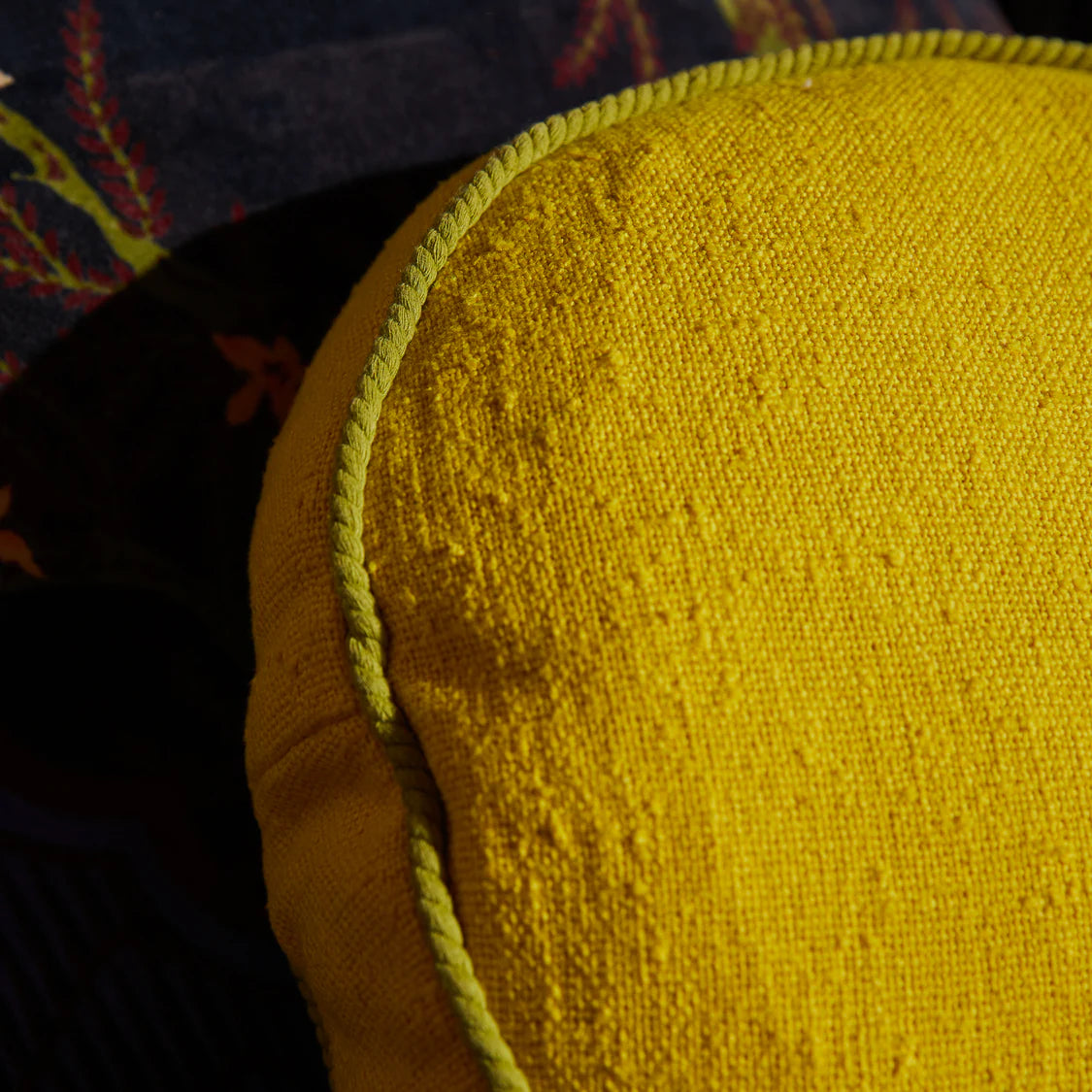 Medallion Dana Round Cushion