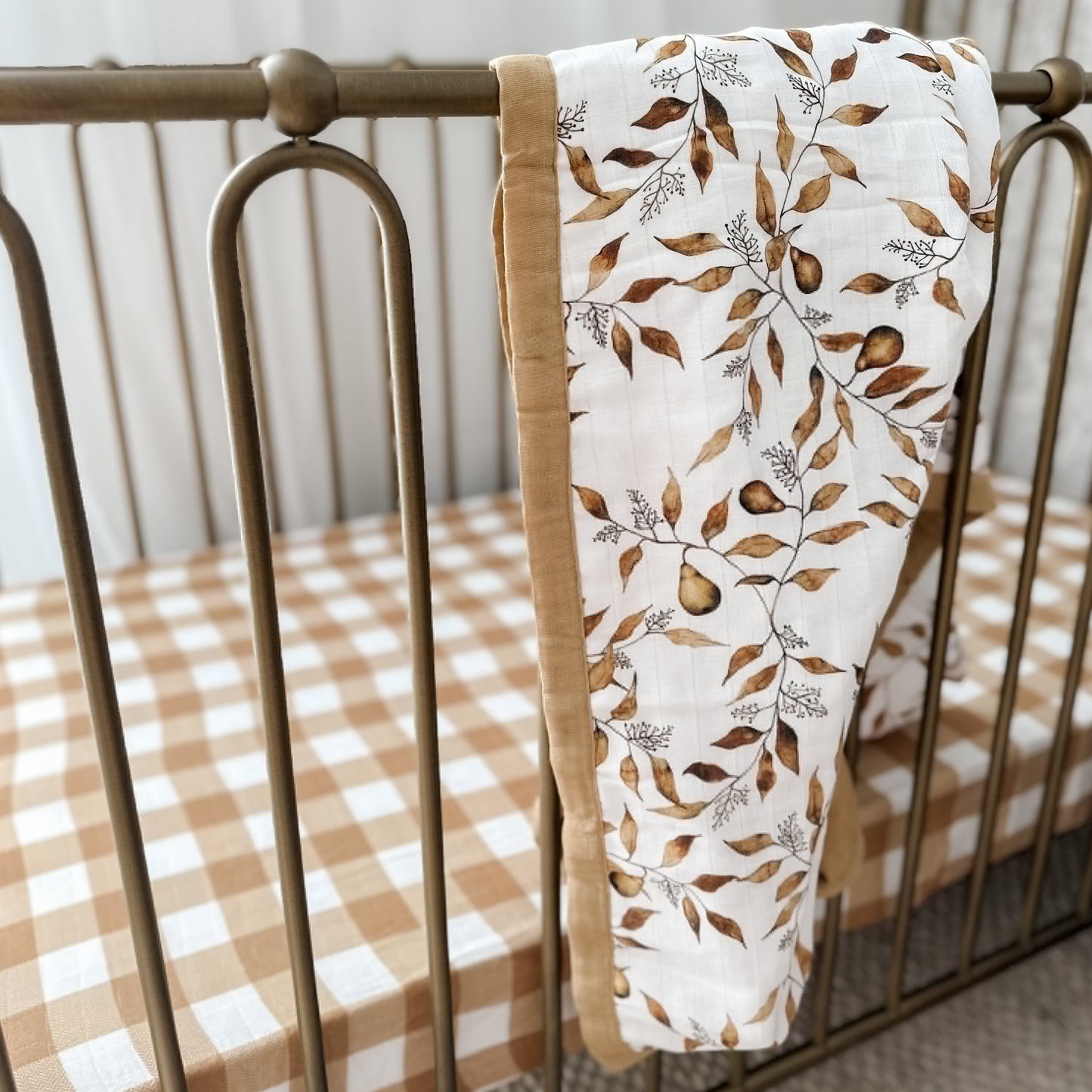 D'Anjou Pear Cot Quilt