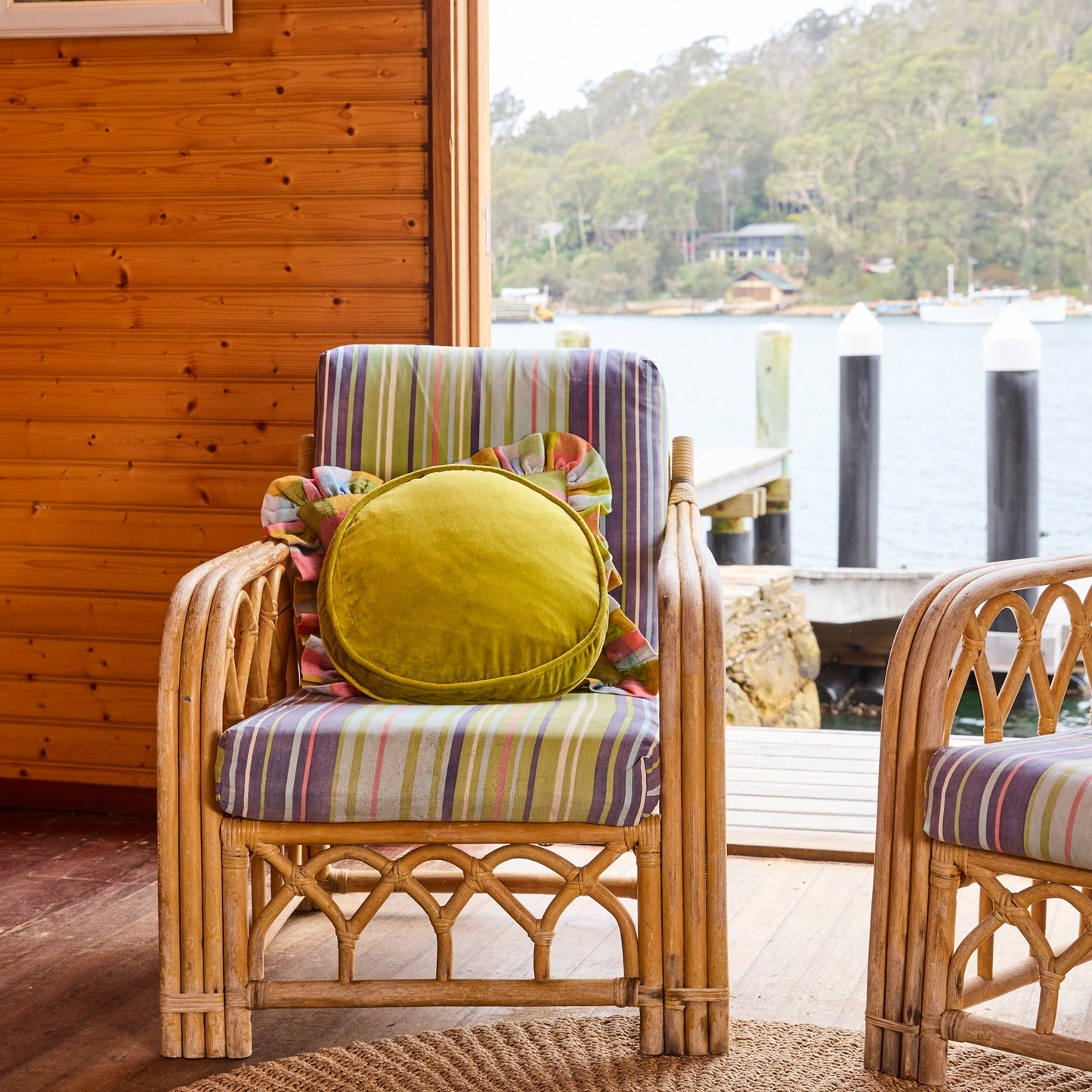 Pear Velvet Pea Cushion
