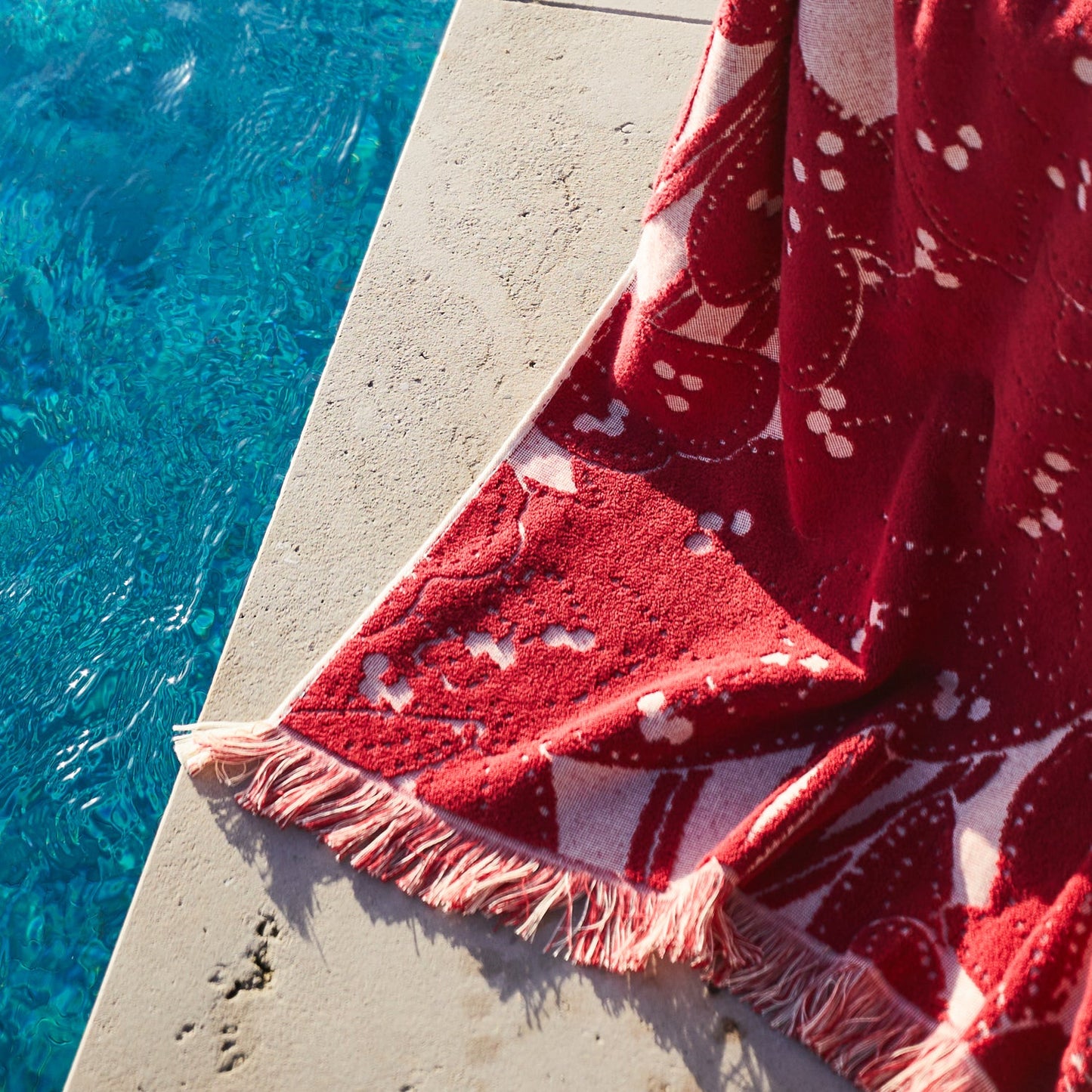 Crimson Lucia Bath Sheet