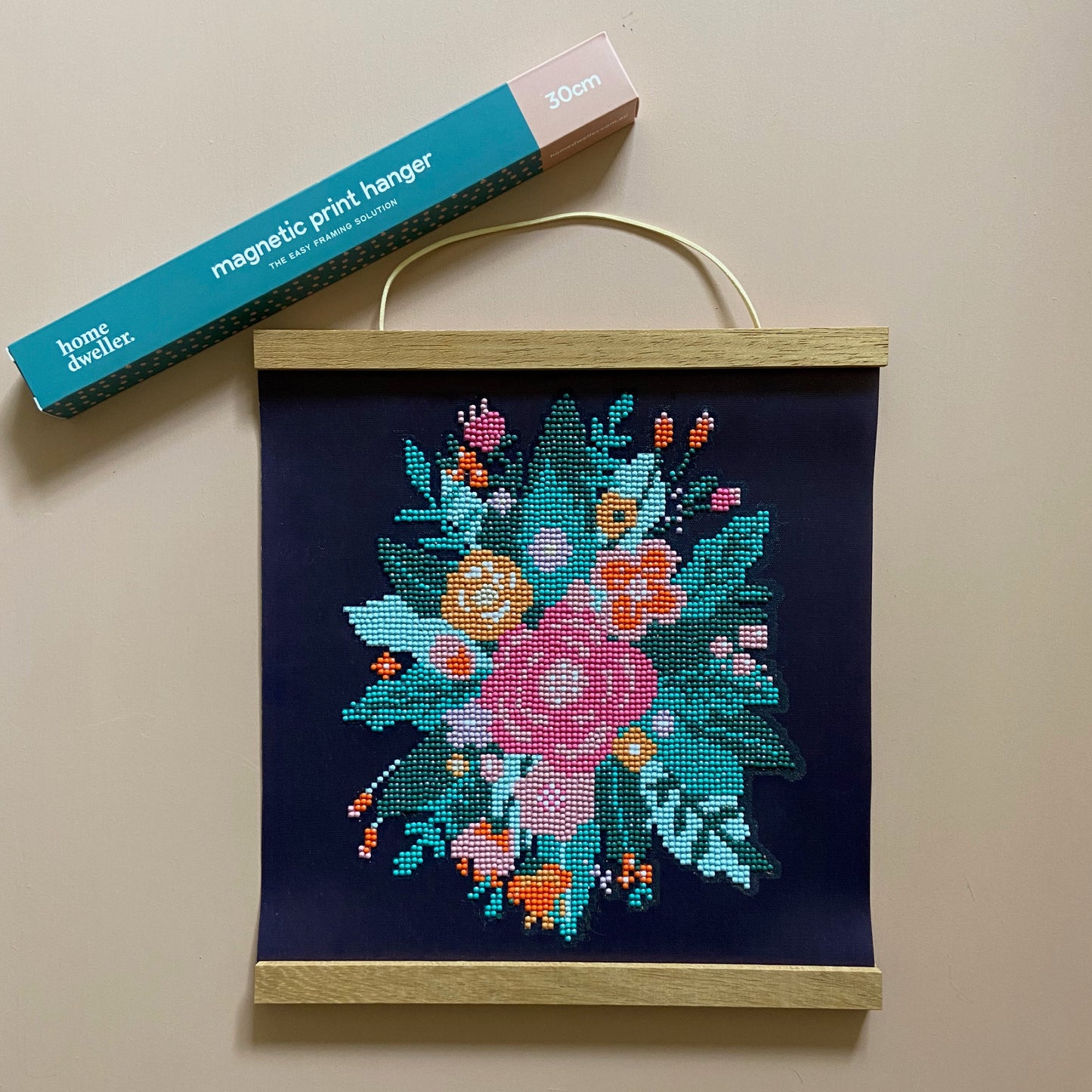 Magnetic Print Hanger 30cm
