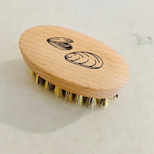 Shellfish Brush