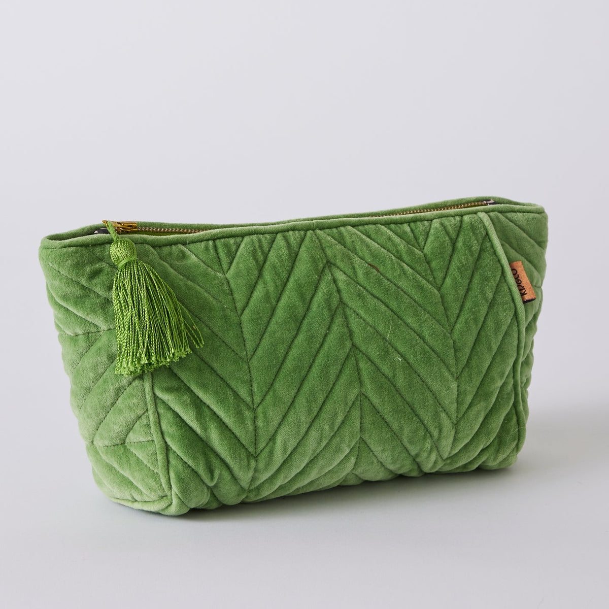 Pesto Velvet Toiletry Bag