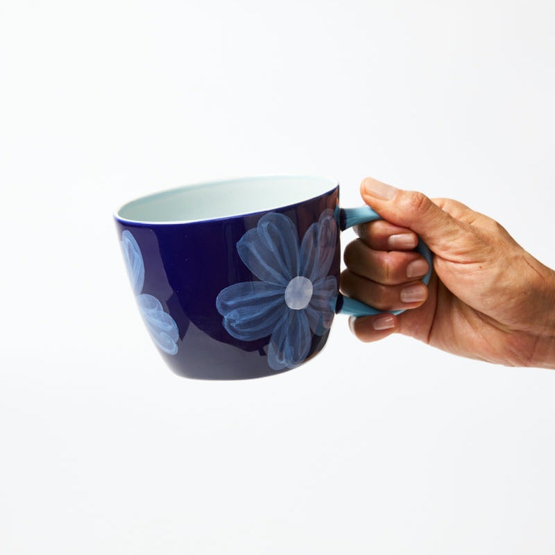 Navy Daisy Chino Boss Mug