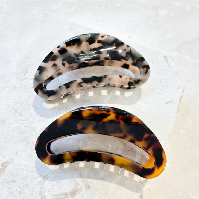 Oval Tortoise Hair Claw Clip