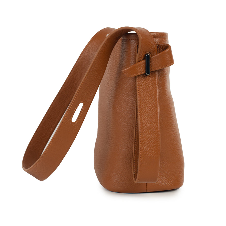 Brooke Bucket Bag Pebbled Tan