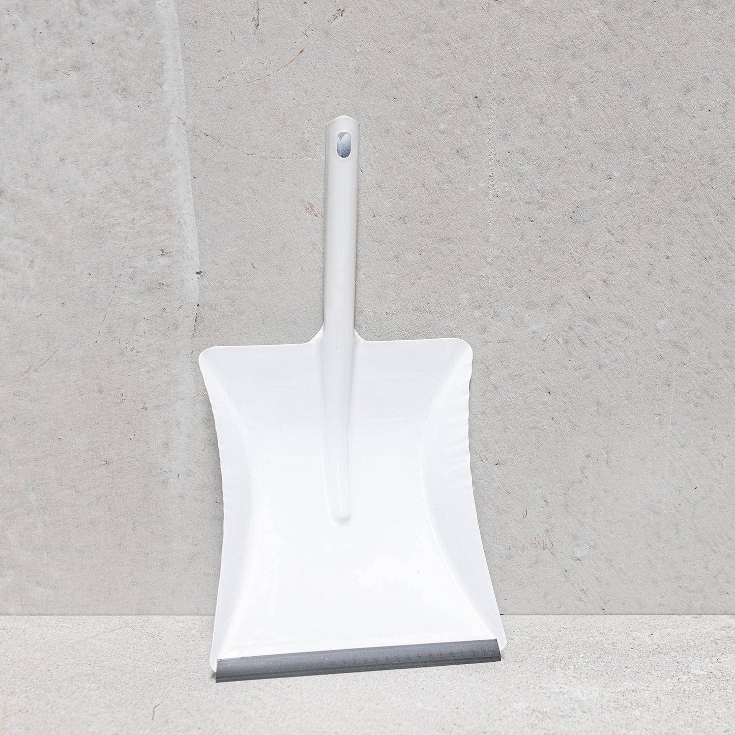 White Dustpan