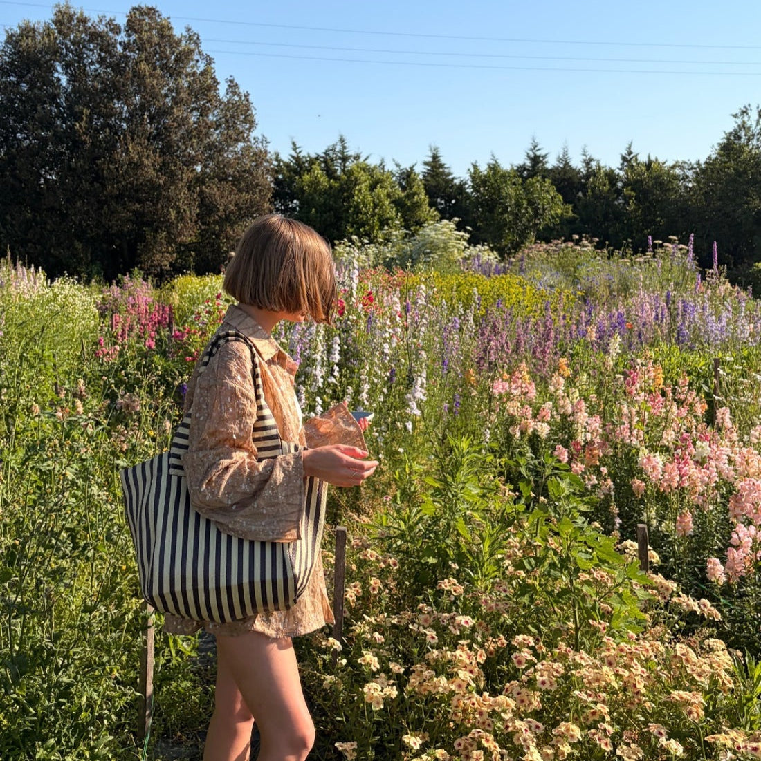 64 Tote Bag