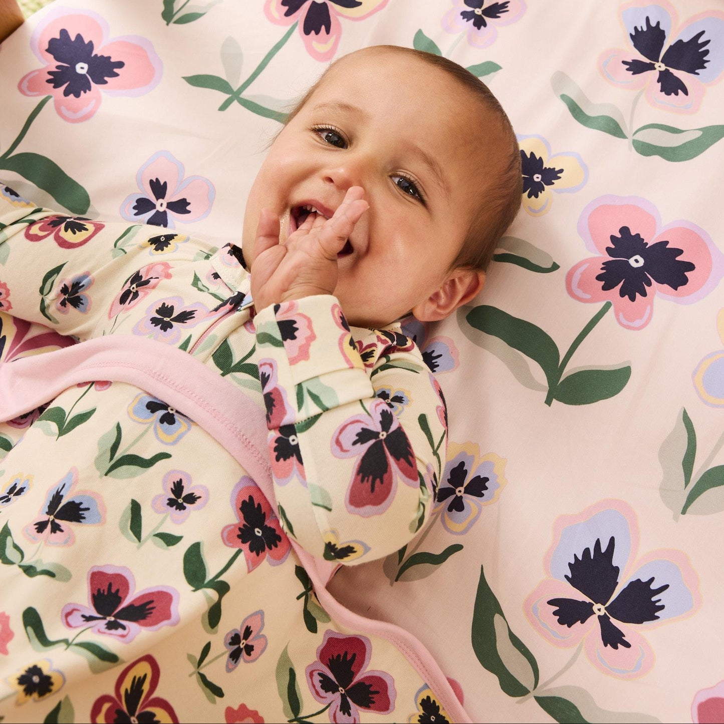 Pretty Pansy Organic Cotton Snuggle Blanket