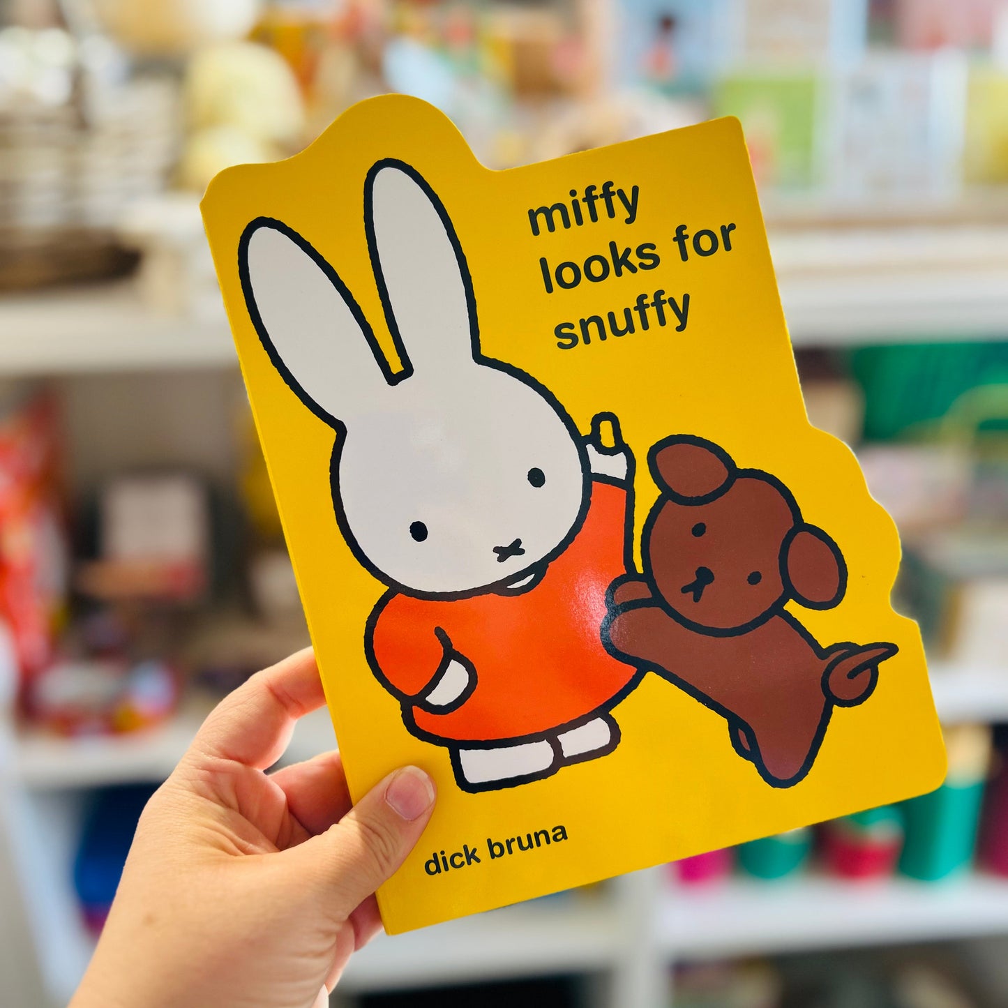 Miffy Looks for Snuffy