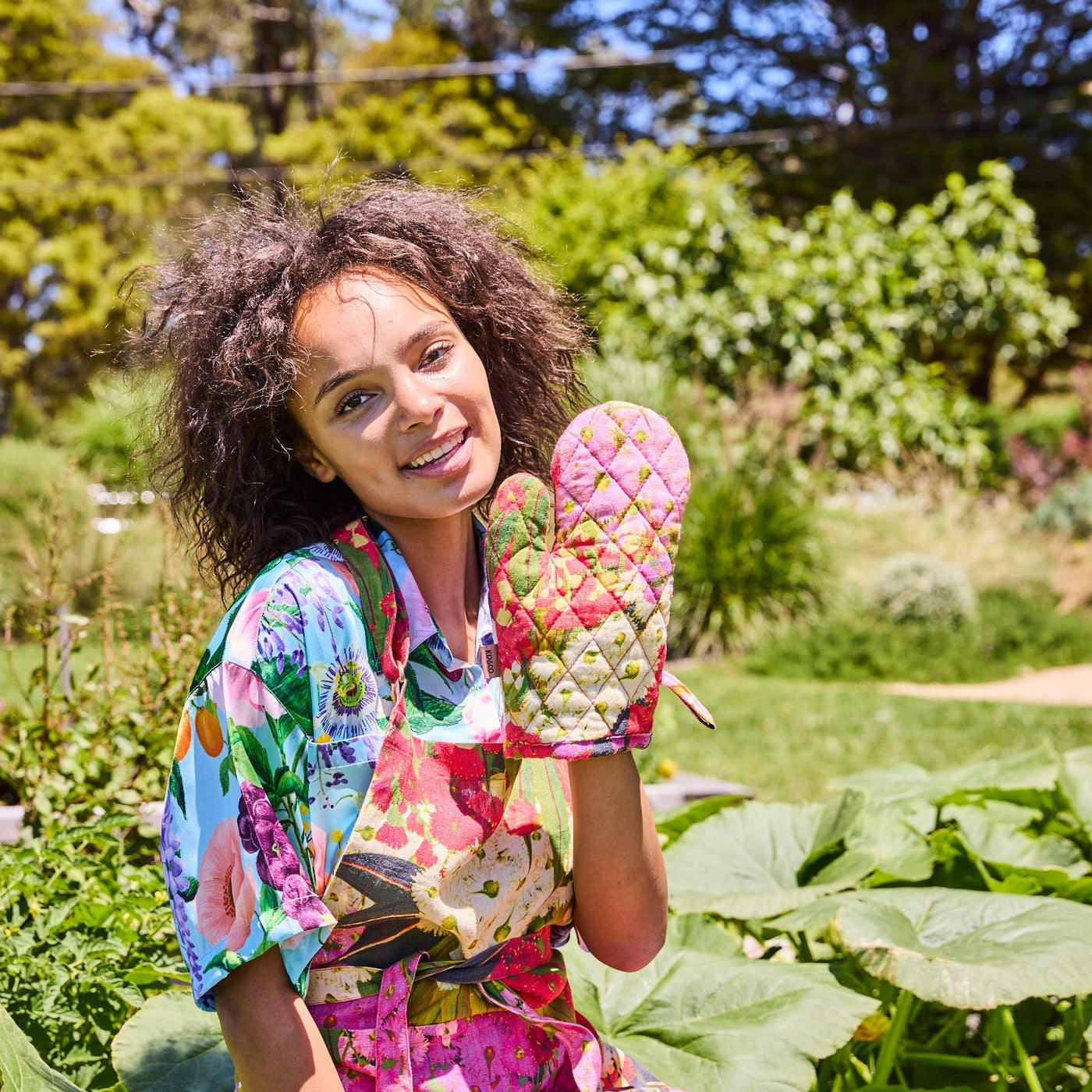 Australian Bush Blossom Oven Mitt