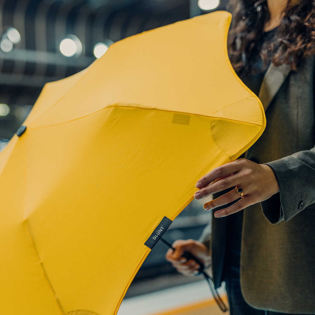 Citrus Yellow BLUNT Metro Umbrella
