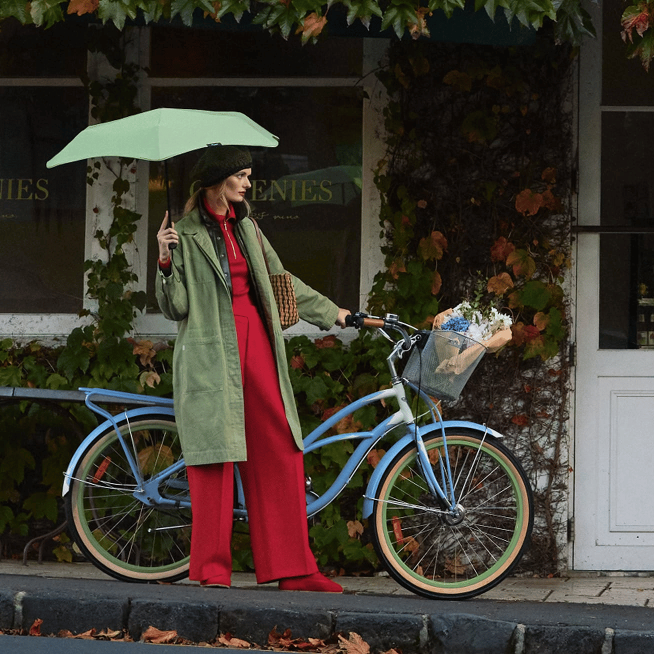 Sage Green BLUNT Neo Umbrella