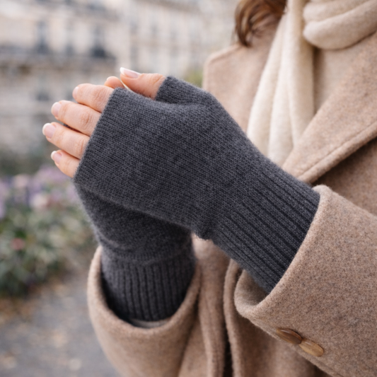 Dark Grey Cashmere Julia Mittens
