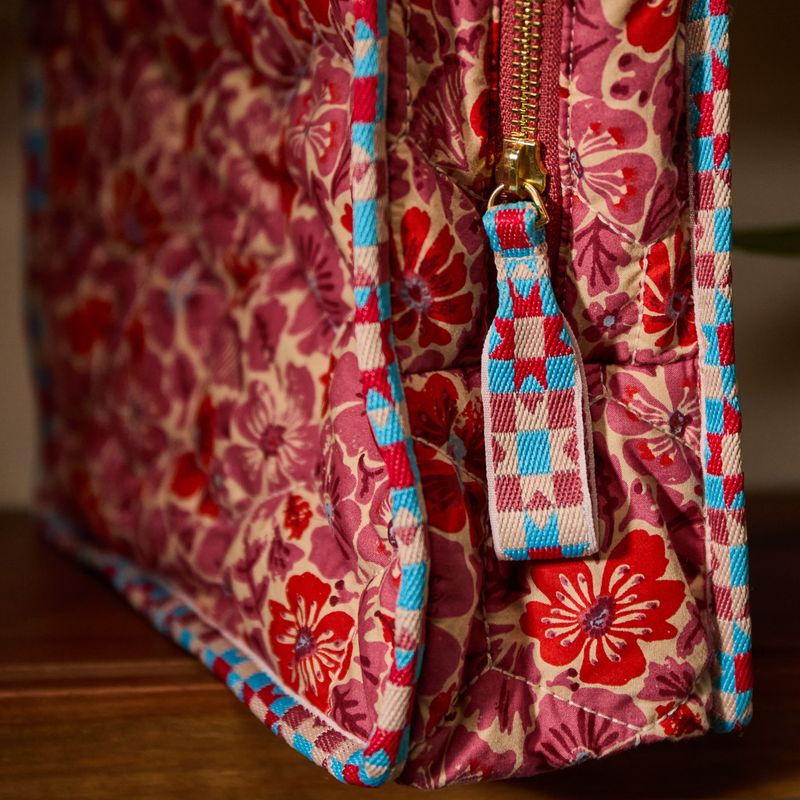 Poppy Magnolia Vanity Bag