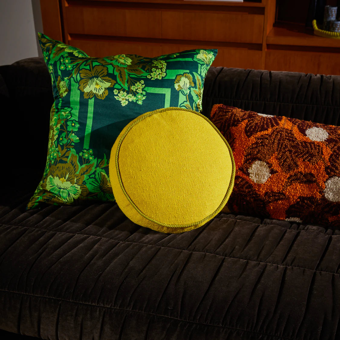 Medallion Dana Round Cushion