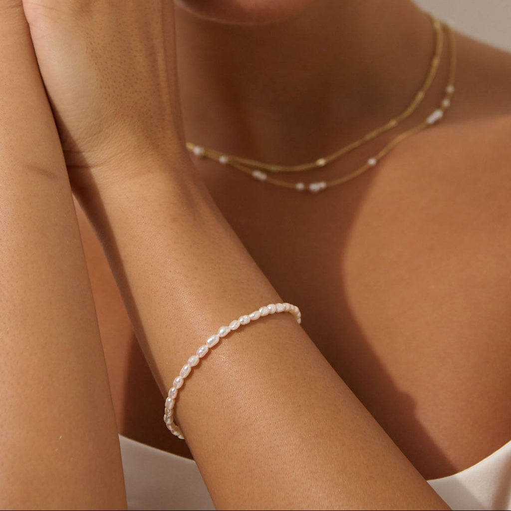 Dainty Freshwater Pearl Bracelet