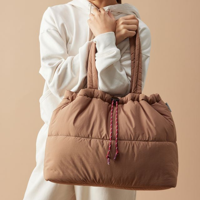 Hazelnut & Burgundy Scrunch Base Bag