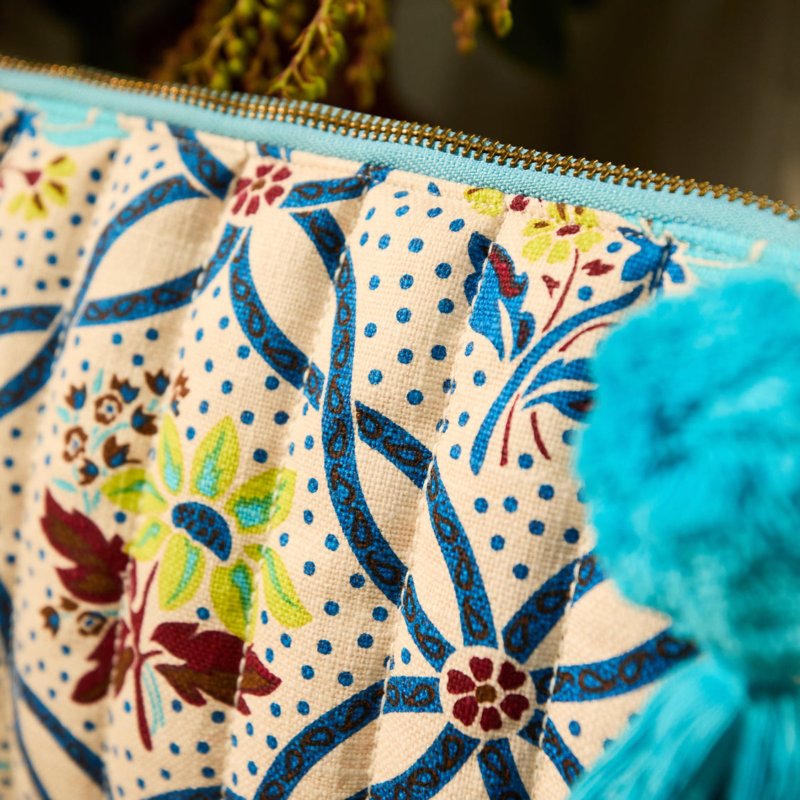 Ecru Norali Quilted Cosmetic Bag