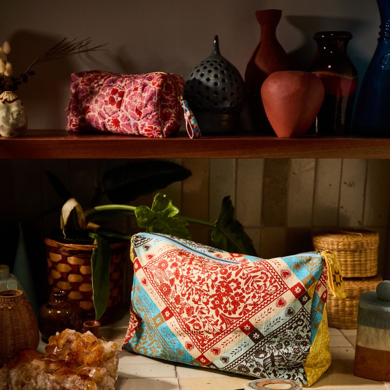 Poppy Magnolia Travel Pouch