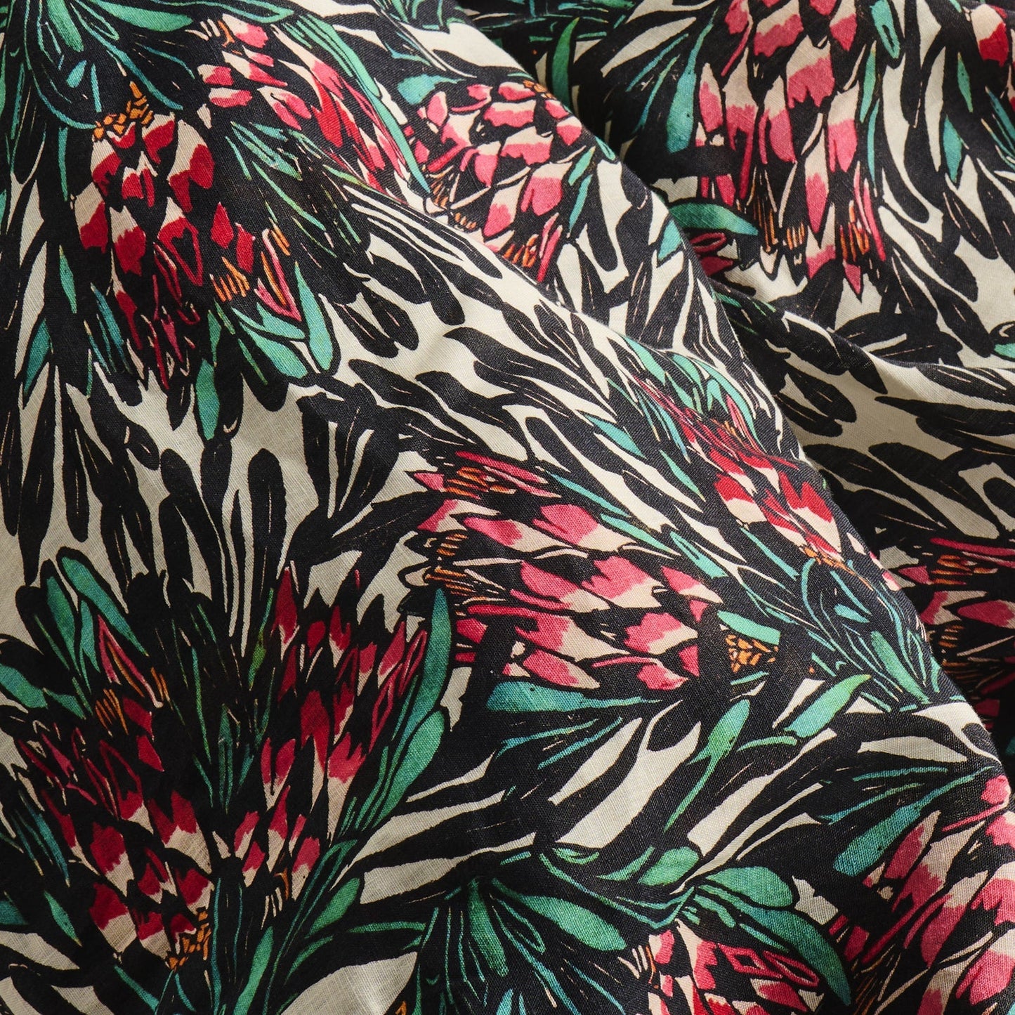Protea Party Linen Robe