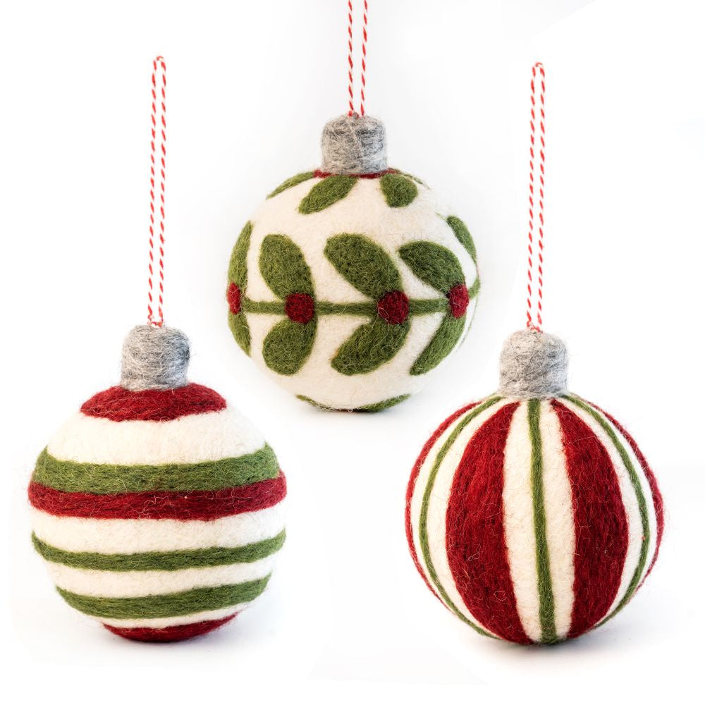 Festive Bauble Wool Decoration