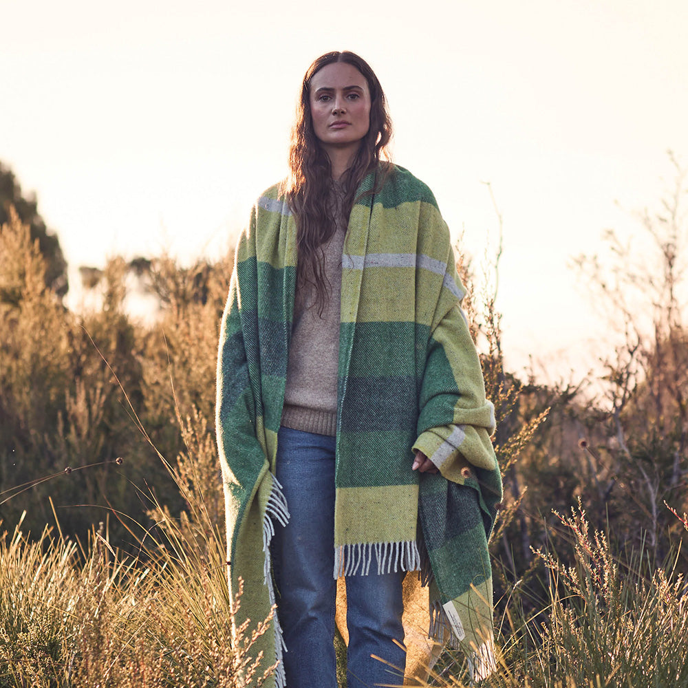 Breezy Moss Recycled Wool Throw