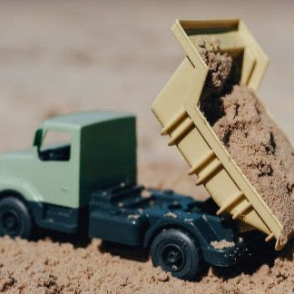 I'M GREEN Tipper Truck 22cm