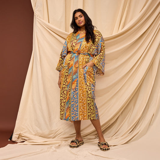 Thea Robe