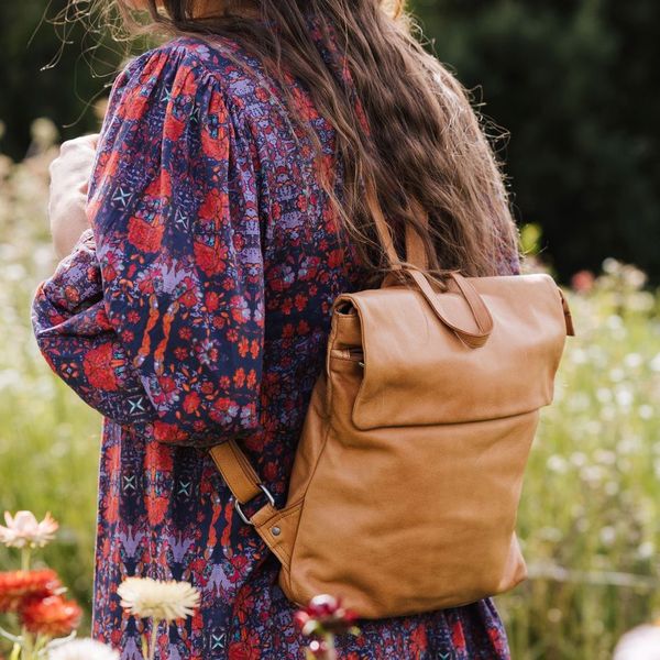 Neve Backpack Tan