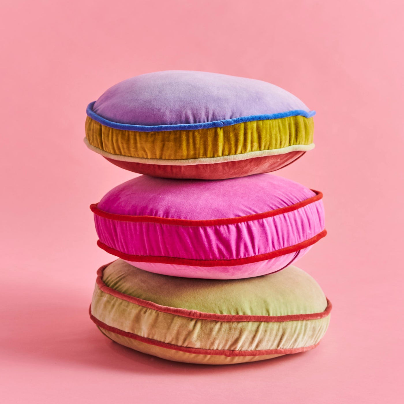 Dreamer Velvet Pea Cushion