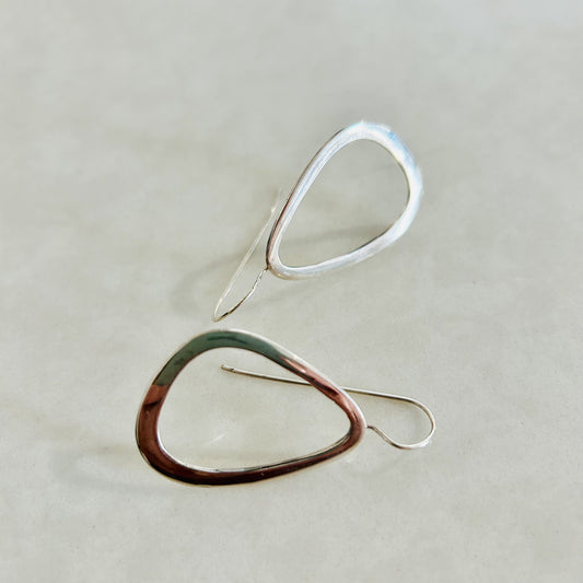 Single Loop Earring Silver