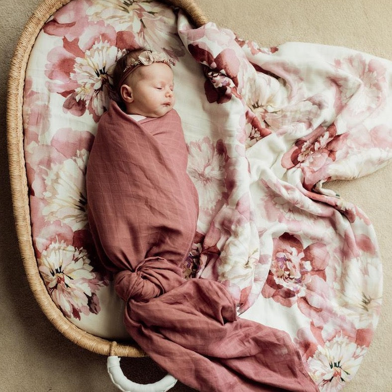 Mulberry Essential Swaddle